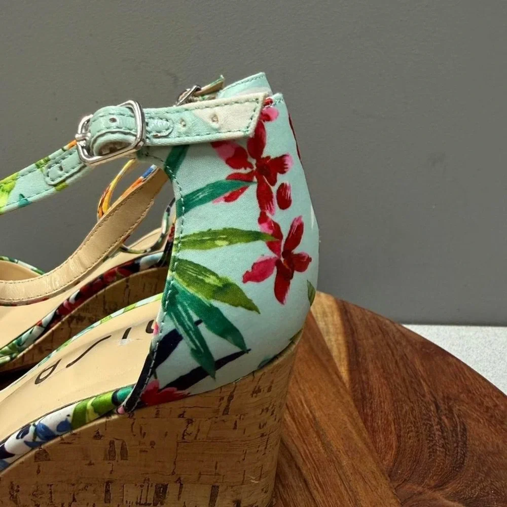 UNISA FLORAL WEDGE SANDAL SZ 9 - Picture 4 of 8